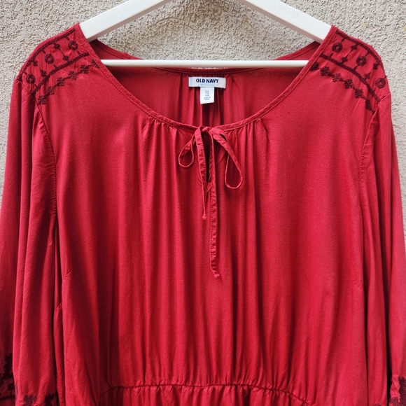 OLD NAVY Women’s Dress XXL 2XL Red Embroidered Elastic Waist Front Tie Midi - Picture 2 of 10